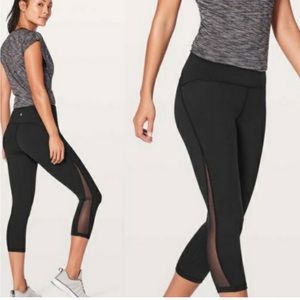 Lululemon black cropped mesh leggings